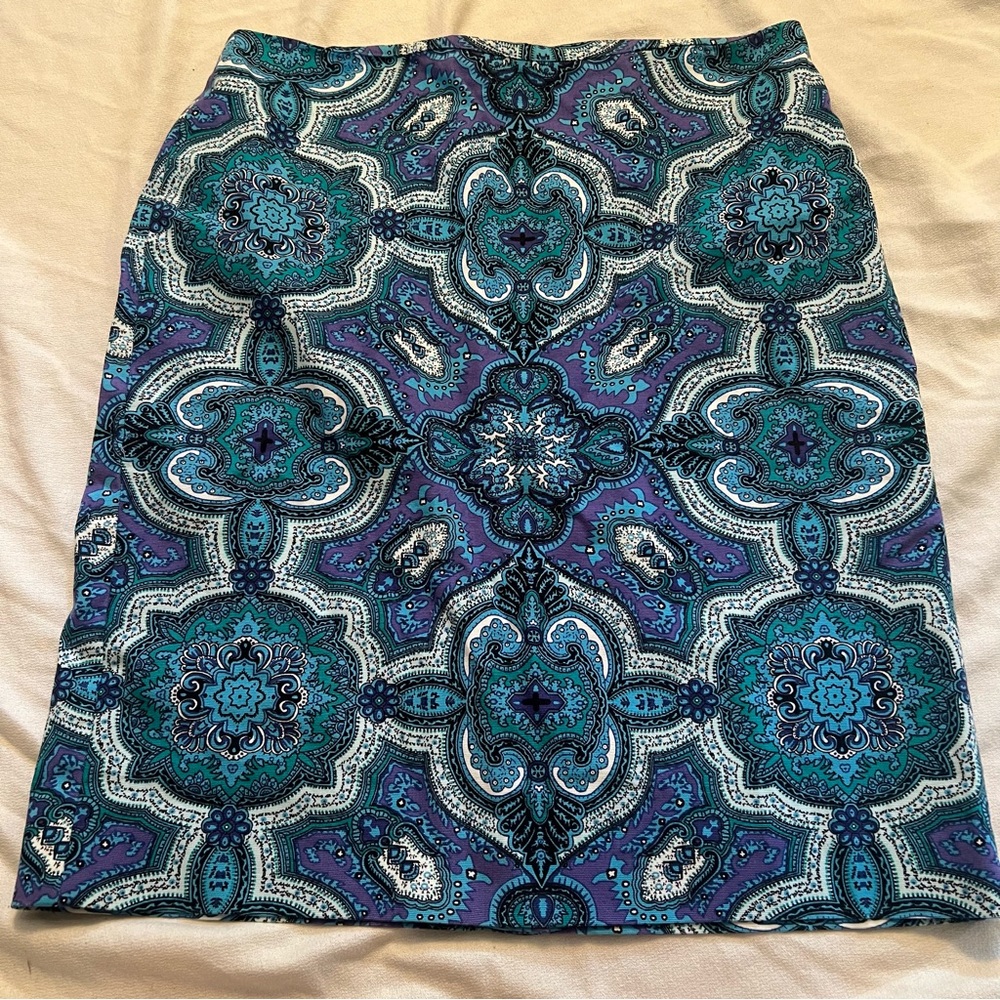 Elegant Blue and Purple Patterned Skirt